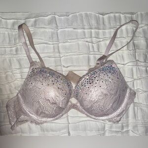 Victoria's Secret Sparkling Lace Plunge Bra